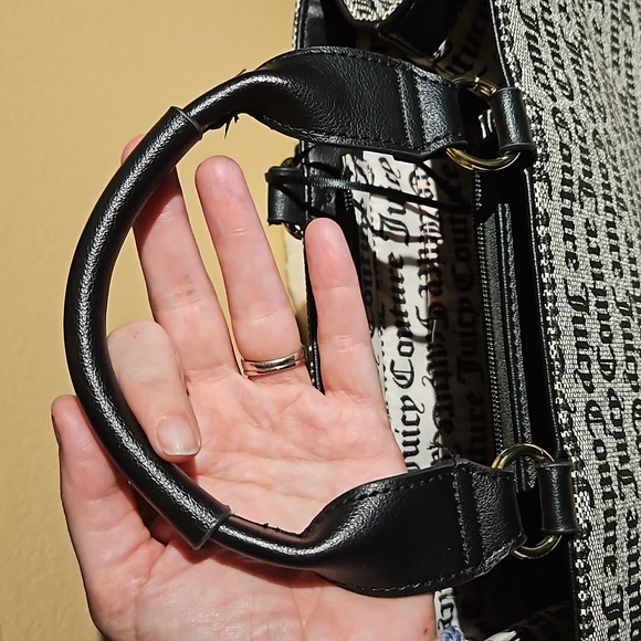 Juicy couture purse - Picture 5 of 13